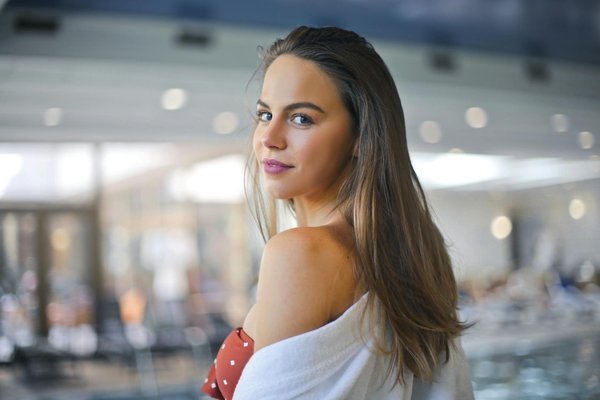 Essential Tips for Safely Moving Your UK Home with a Built-In Aquarium